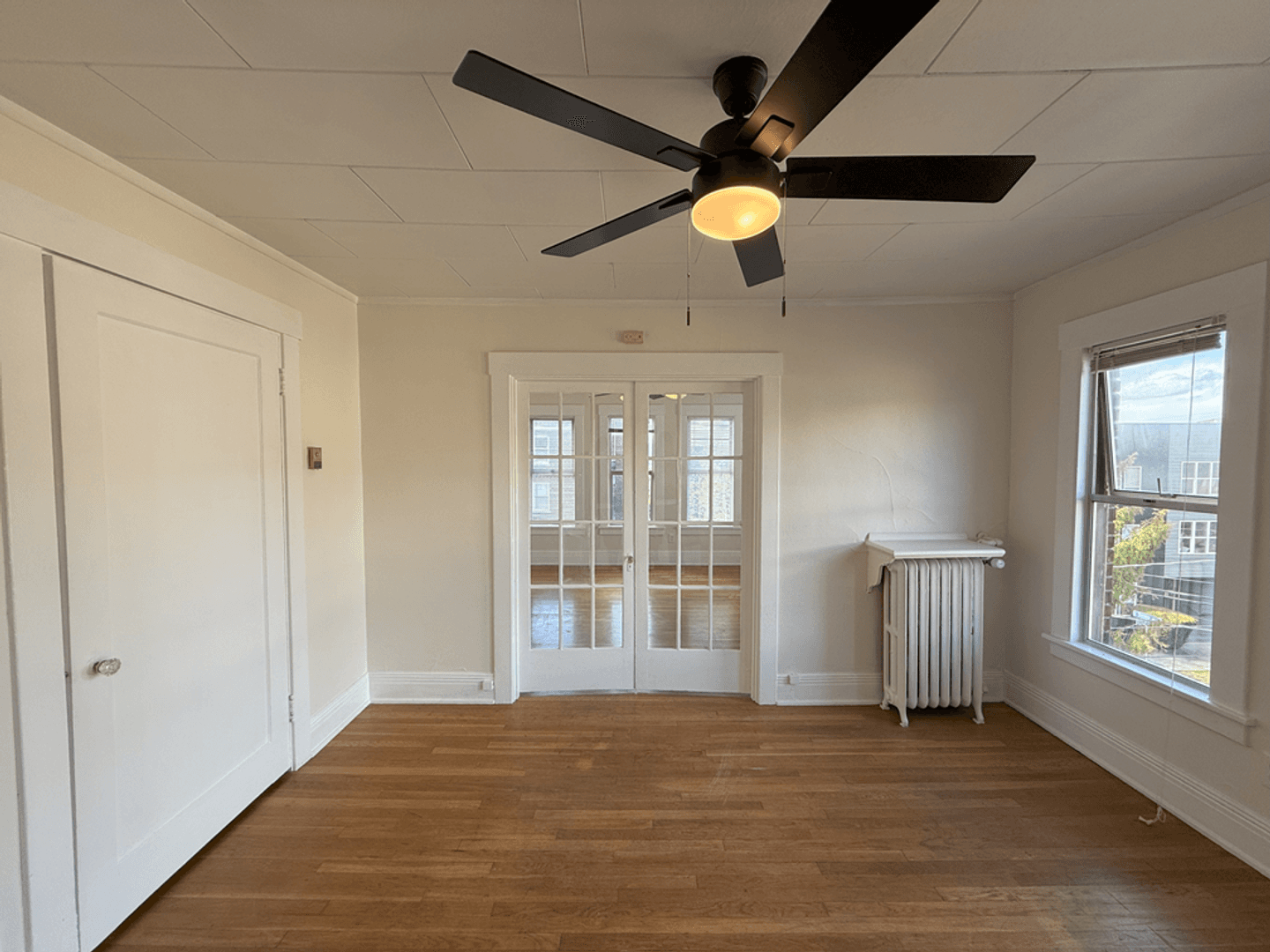 Seattle Apartment: 1305 E Denny Way