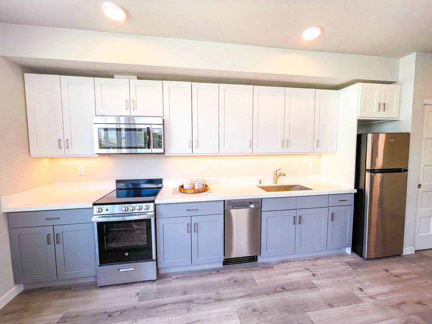 Seattle Apartment: 5521 15th Ave NE