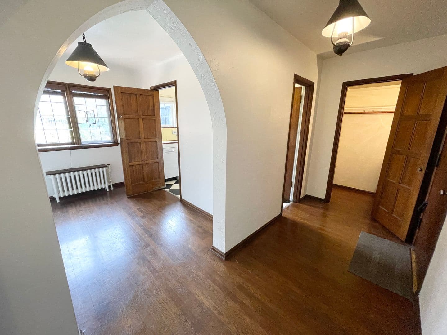 Seattle Apartment: 1005 E. Roy St.