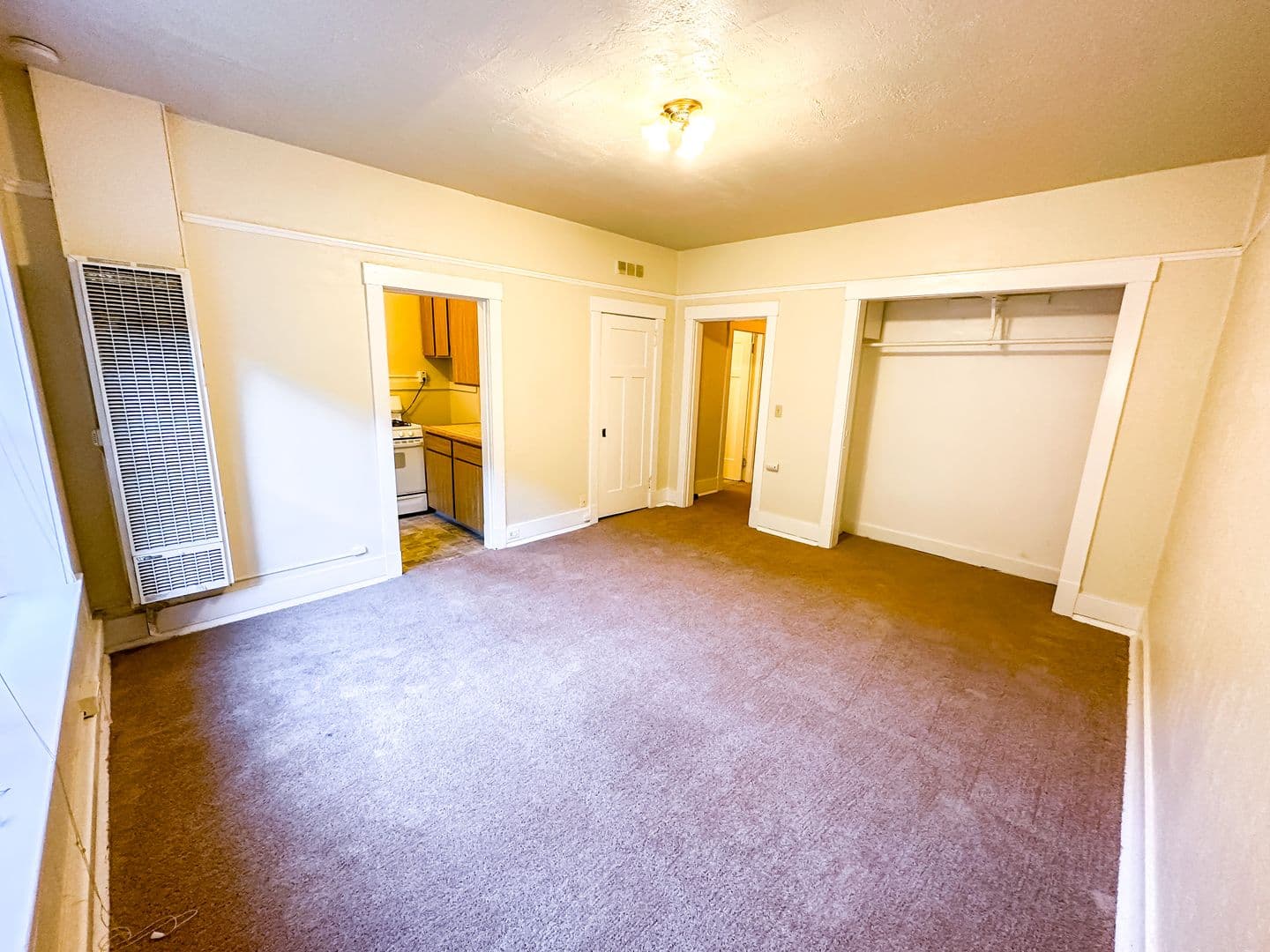 Seattle Apartment: 504 E. Denny Way