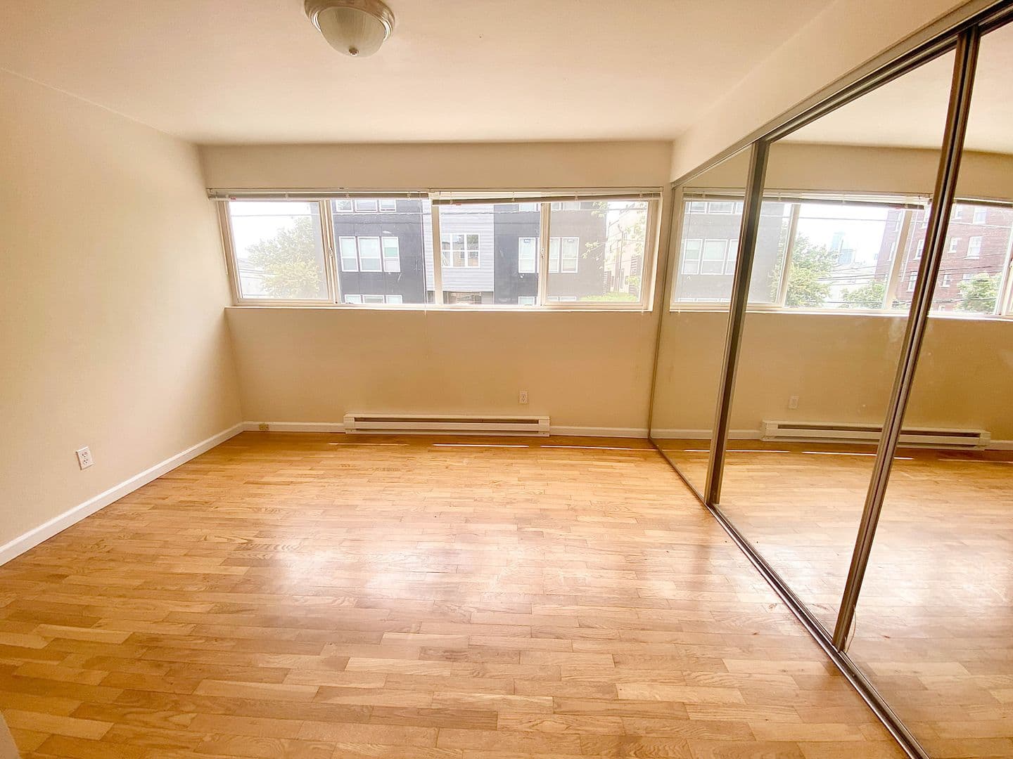 Seattle Apartment: 1300 E. Denny Way