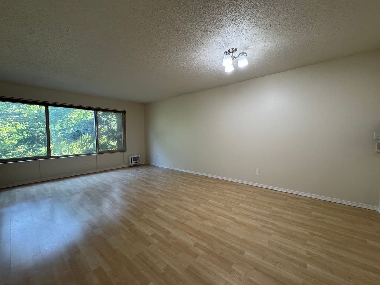 Seattle Apartment: 1821 E. Thomas St.