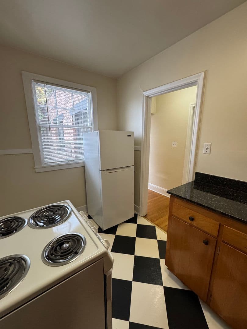 Seattle Apartment: 1420 Boren Ave