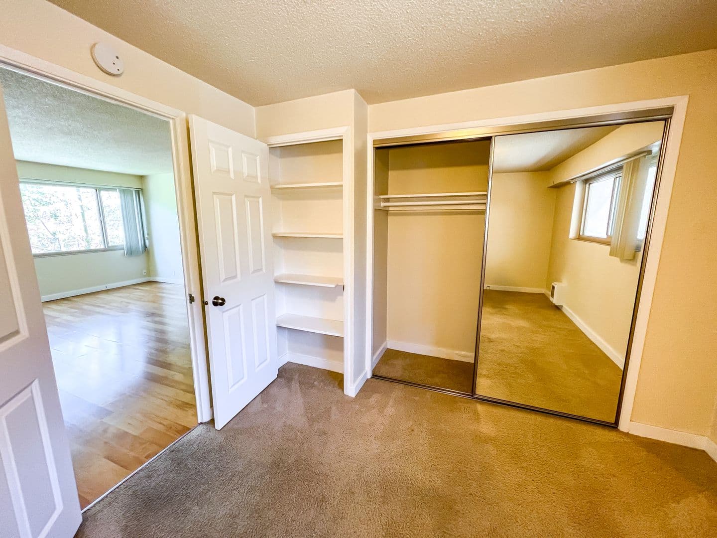 Seattle Apartment: 401 E. Mercer St.