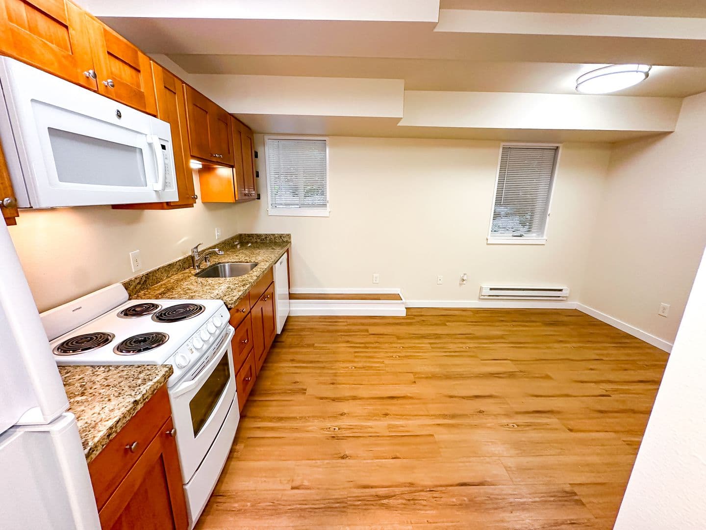 Seattle Apartment: 1420 Boren Ave