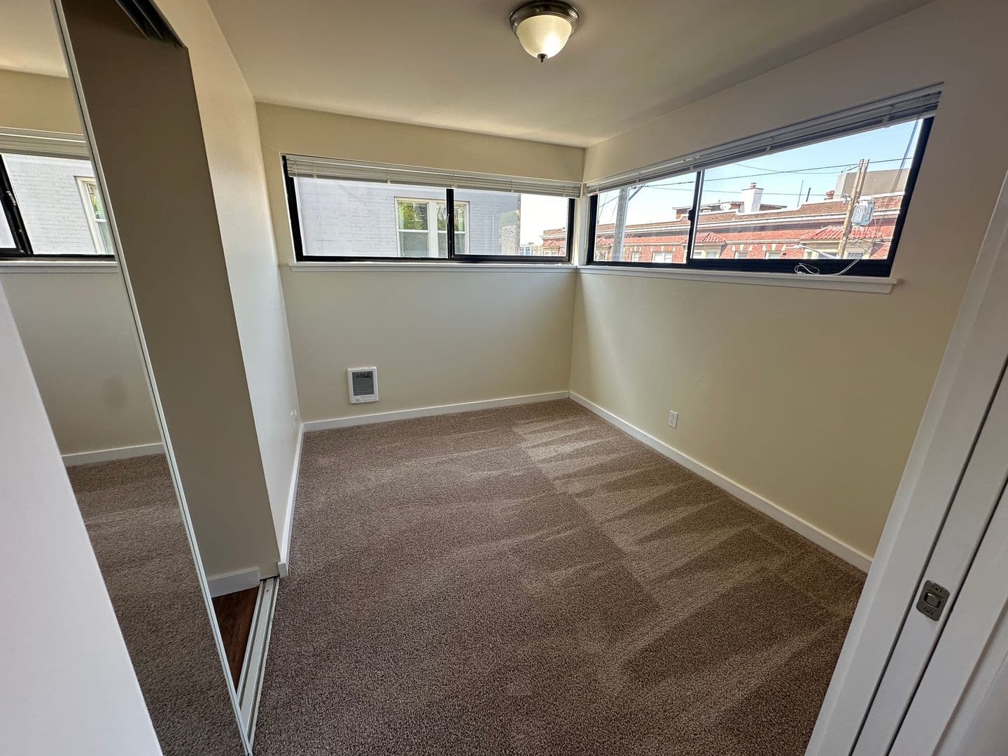 Seattle Apartment: 515 E. Denny Way