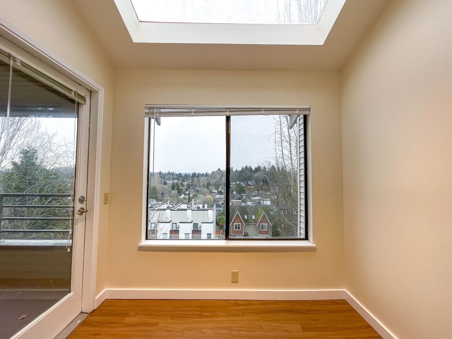 Seattle Apartment: 2501 E. Madison St.