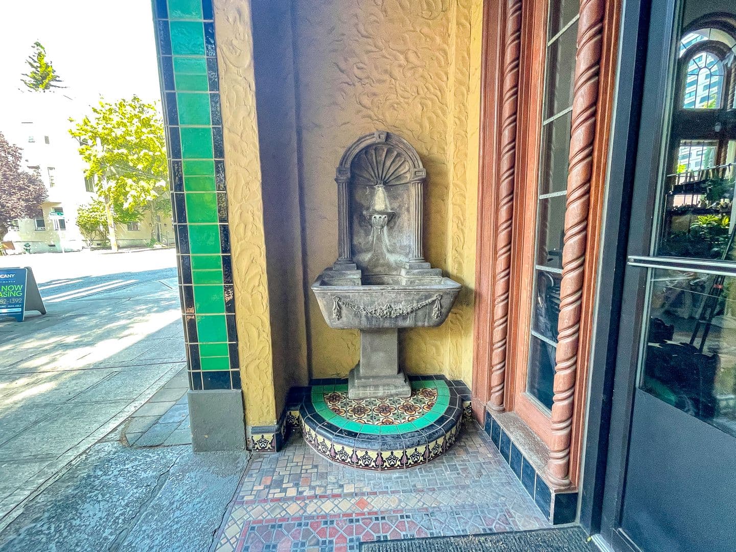 Seattle Apartment: 1215 Seneca St.