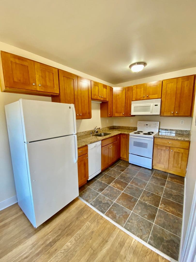 Seattle Apartment: 1305 E. Howell St.