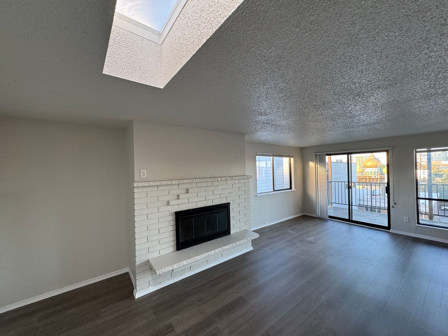 Seattle Apartment: 1727 14th Ave.