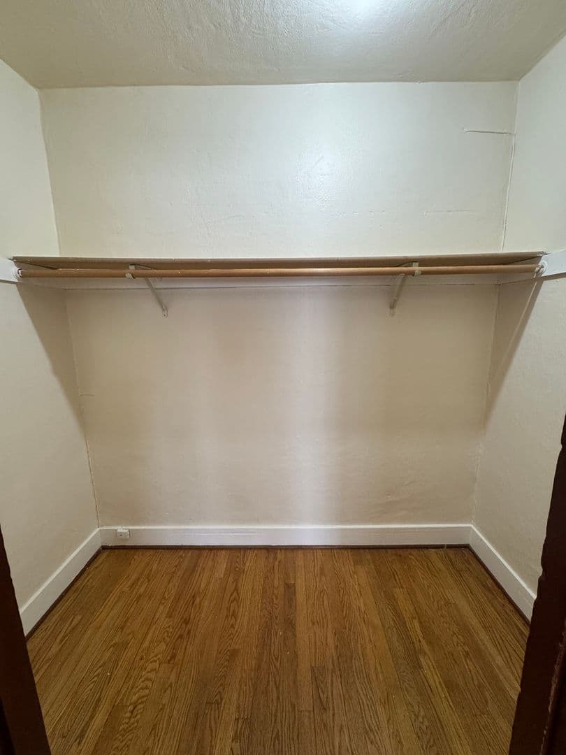 Seattle Apartment: 603 12th Ave E.