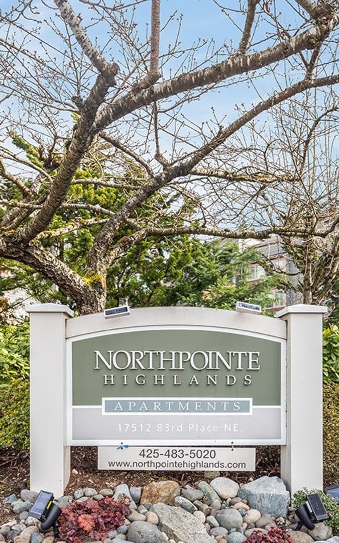 Kenmore Apartment: 17512 83rd Place NE
