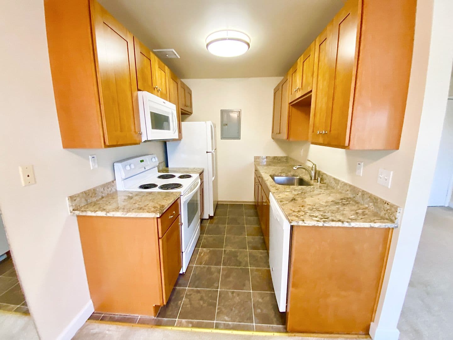 Seattle Apartment: 424 19th Ave E.