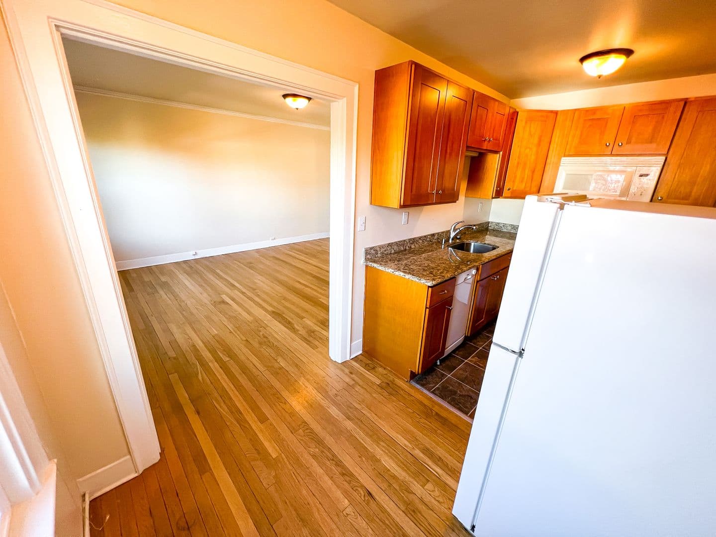 Seattle Apartment: 1305 E. Howell St.