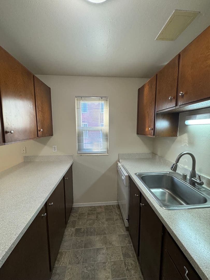 Seattle Apartment: 1821 E. Thomas St.