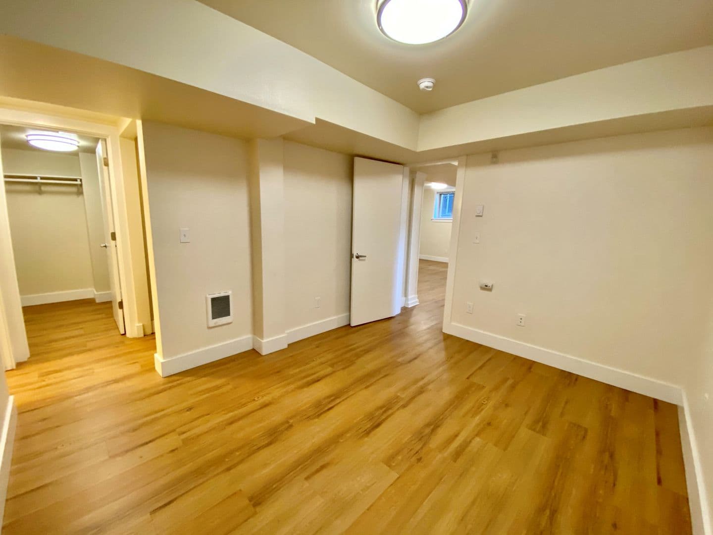 Seattle Apartment: 1615 15th Ave.
