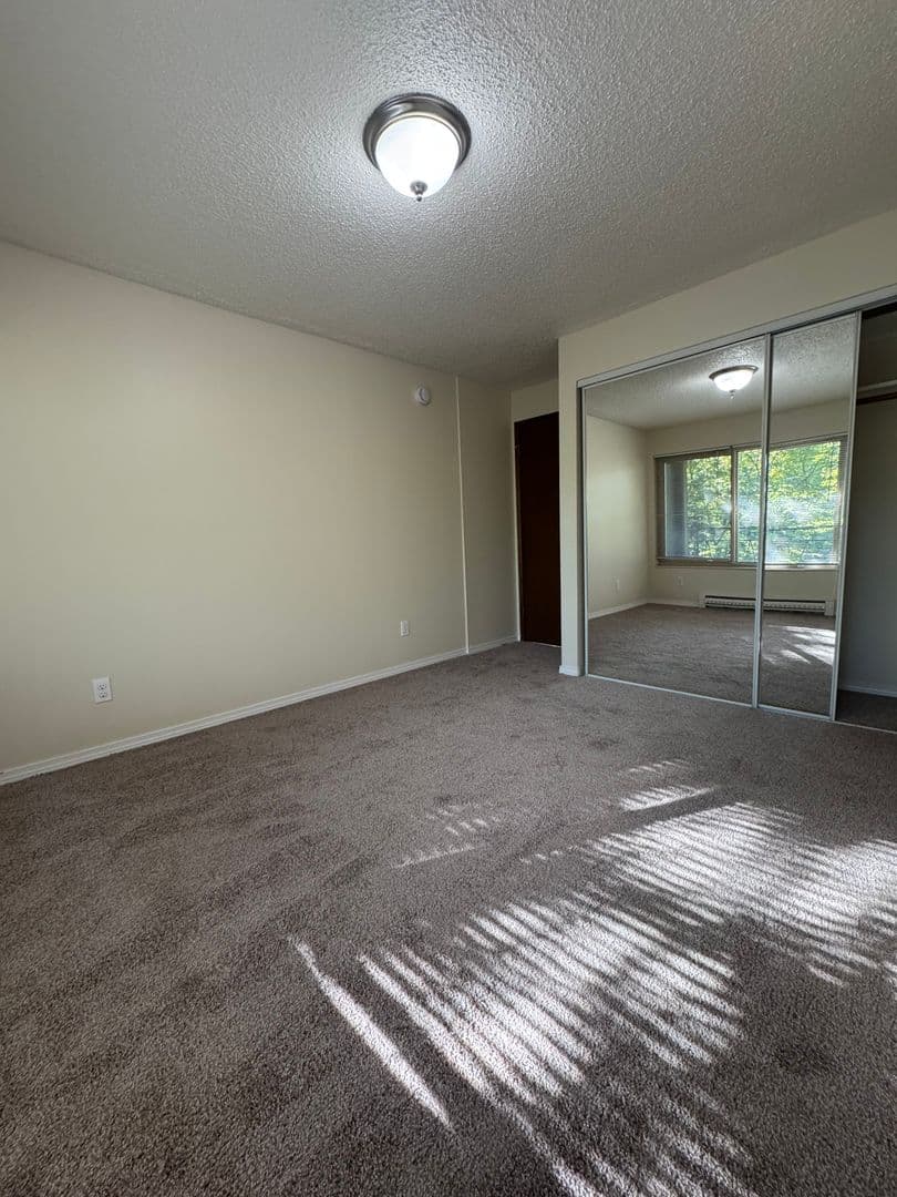 Seattle Apartment: 1821 E. Thomas St.