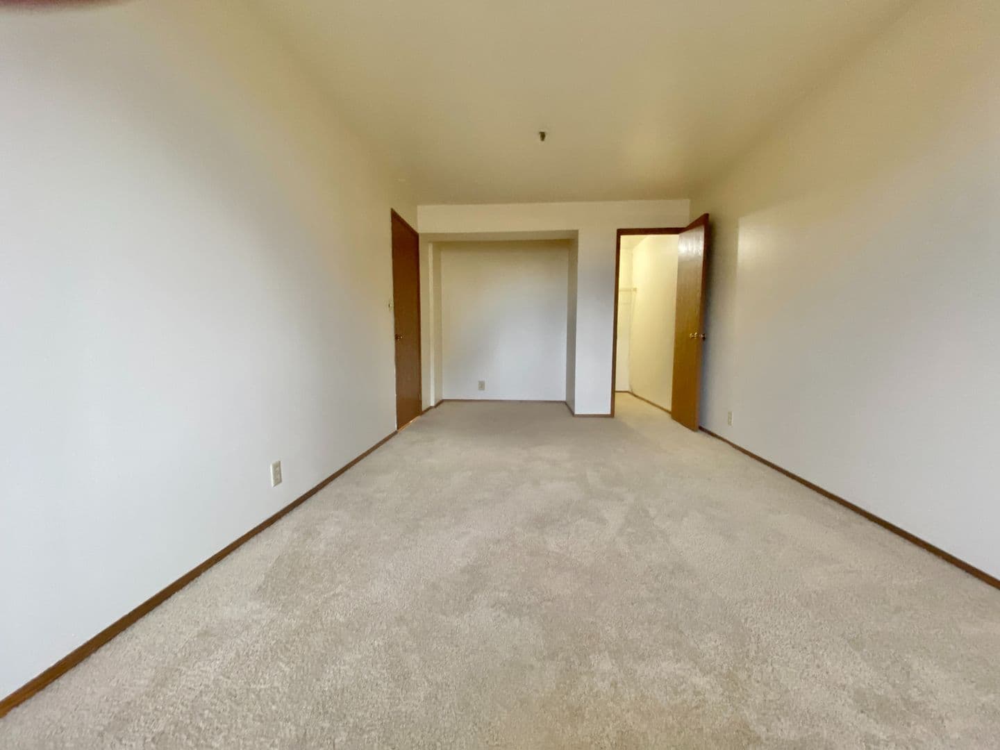 Seattle Apartment: 1215 Seneca St.