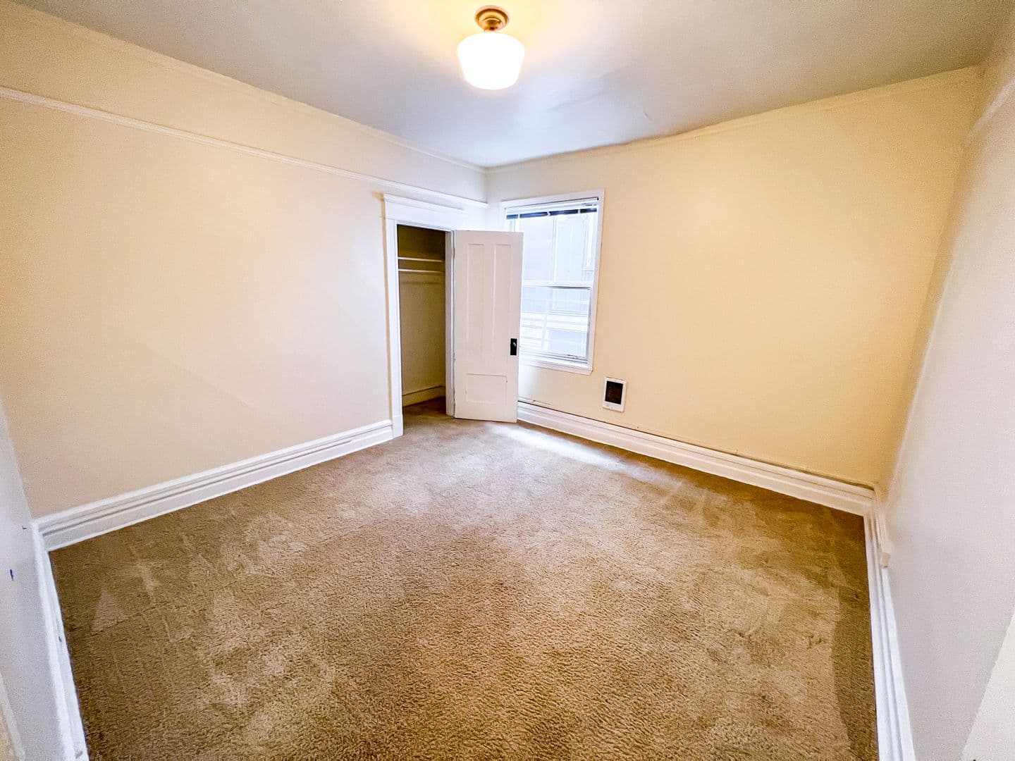 Seattle Apartment: 810 E. Denny Way