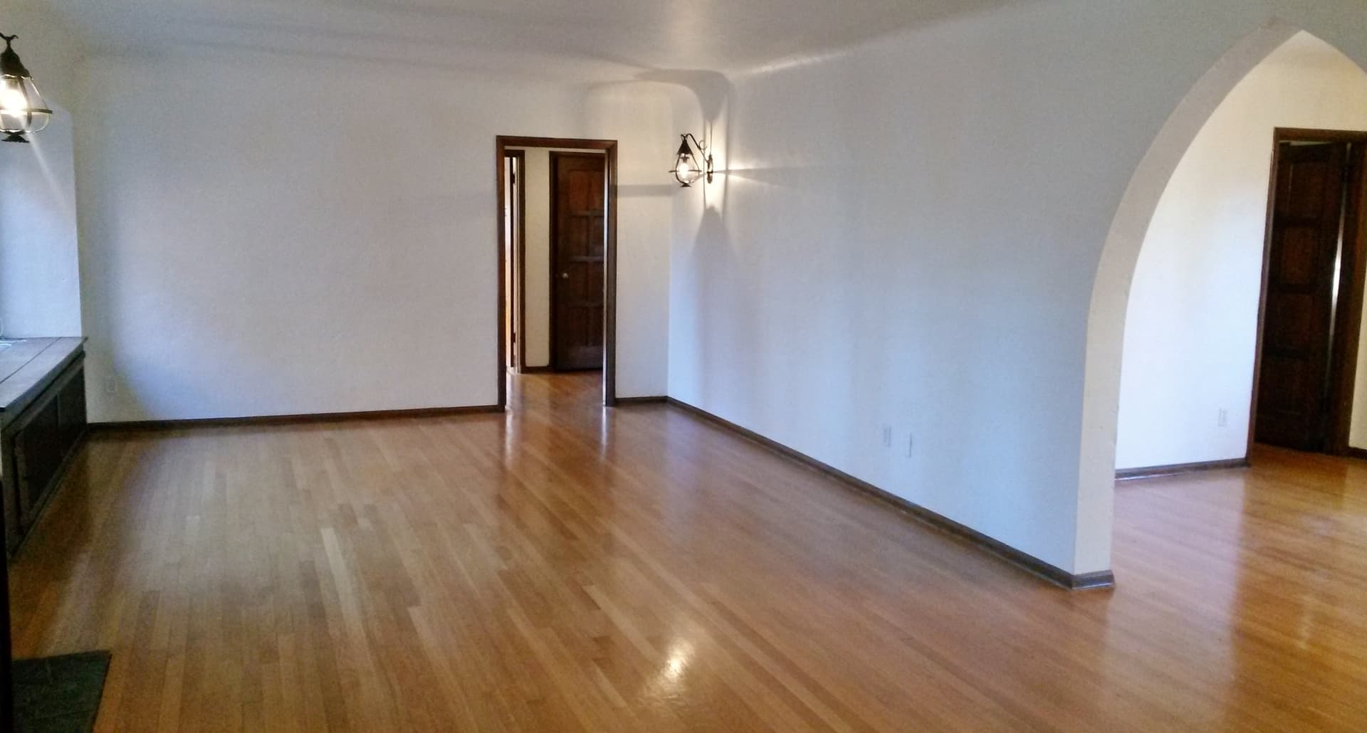 Seattle Apartment: 1005 E. Roy St.
