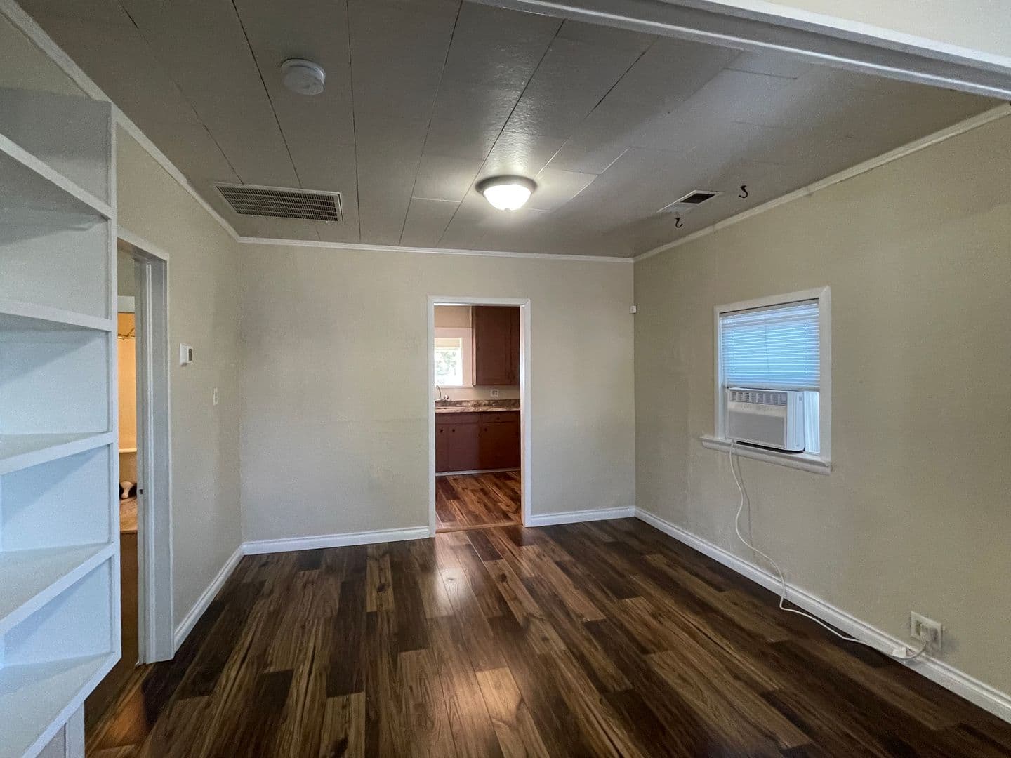 Medford House: 213 Bliss Street