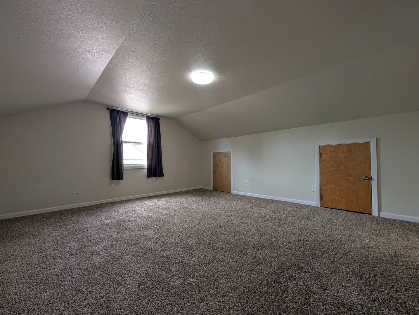Eugene House: 4040 Willhi St