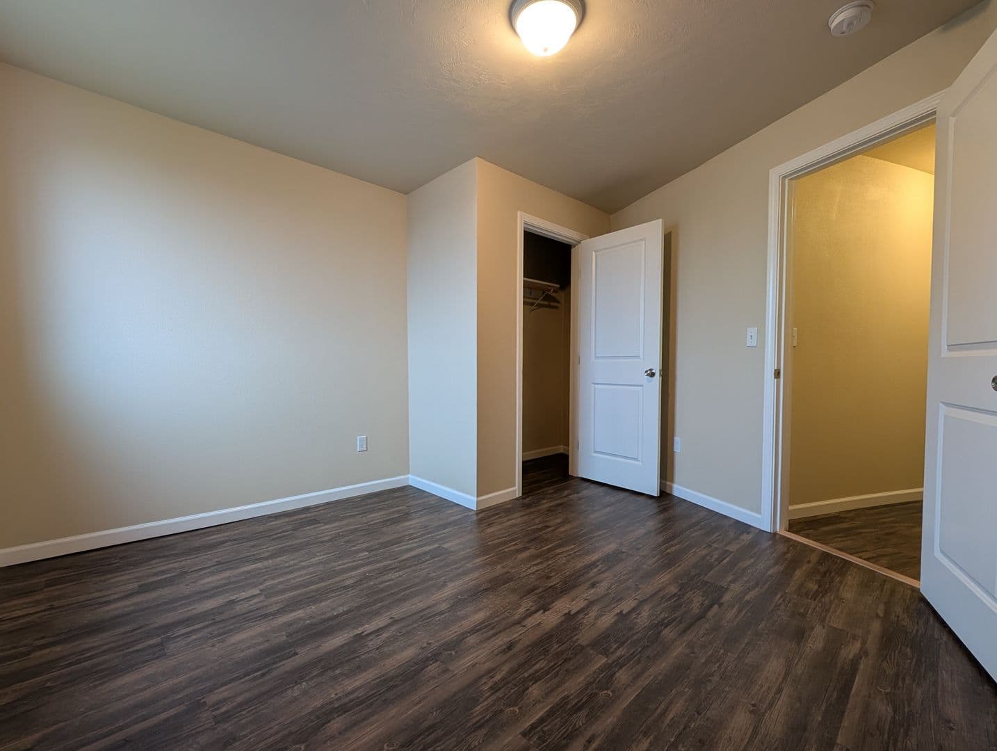 Springfield House: 307 Main St Unit 8