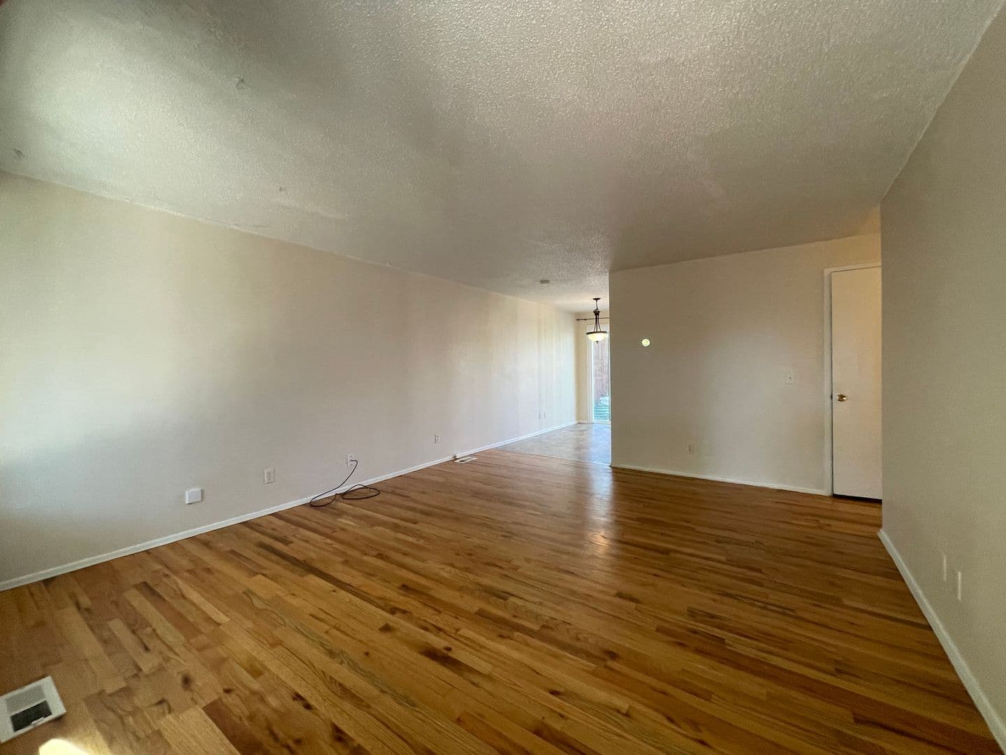 Medford House: 825 Oak St