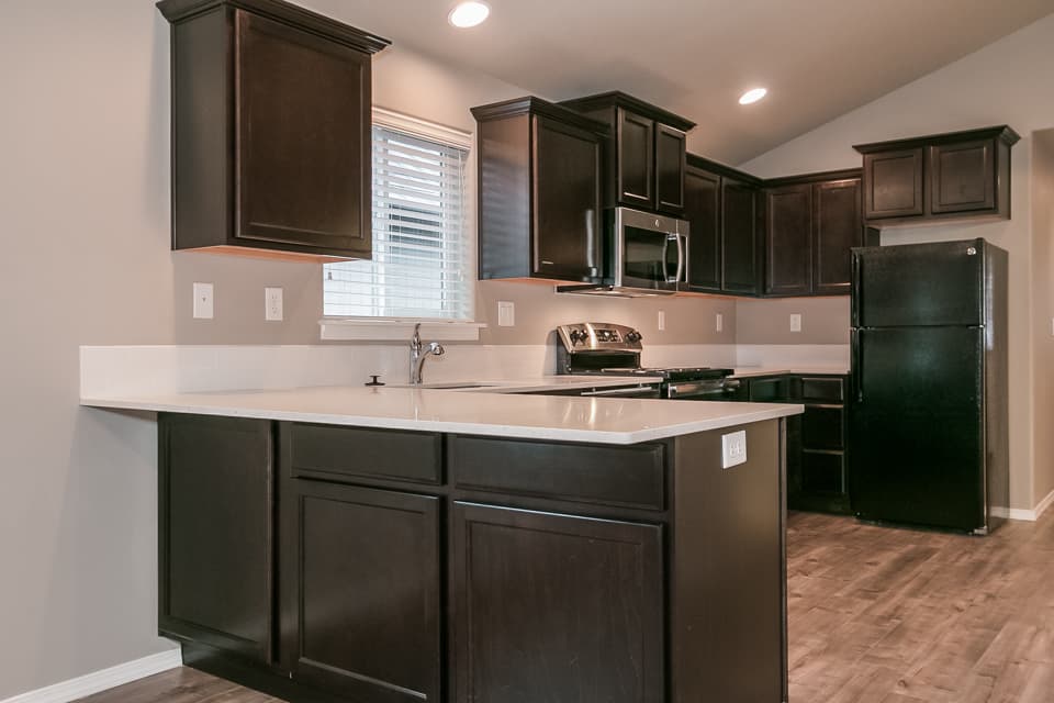 Cottage Grove House: 1087 Pacific Hwy 99 South
