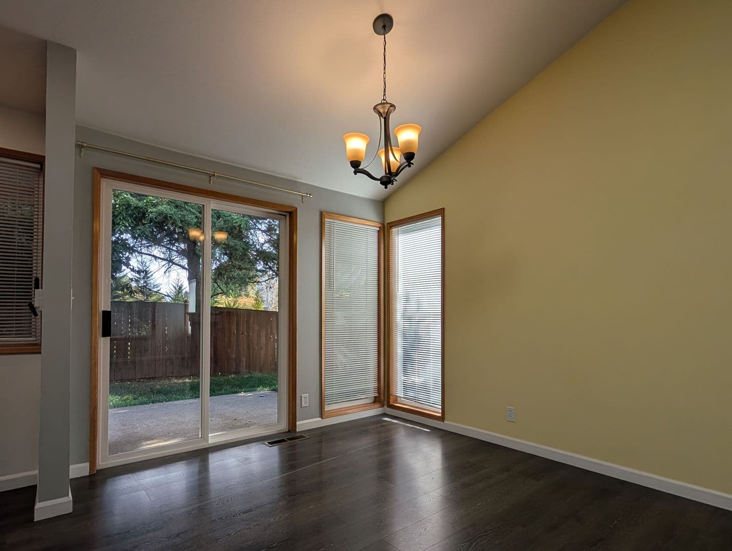 Eugene House: 4055 Berrywood Drive