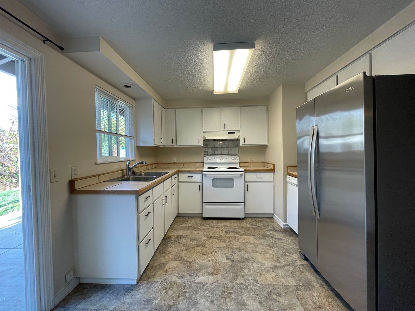 Medford House: 825 Oak St
