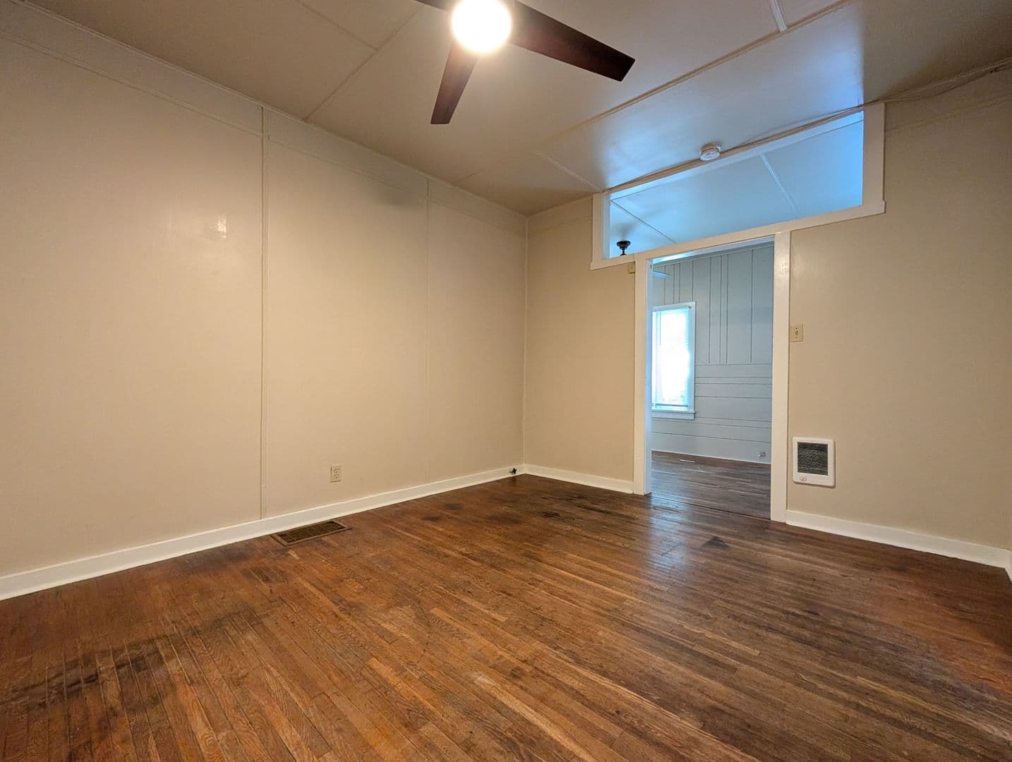Eugene Apartment: 665 West 5th Ave