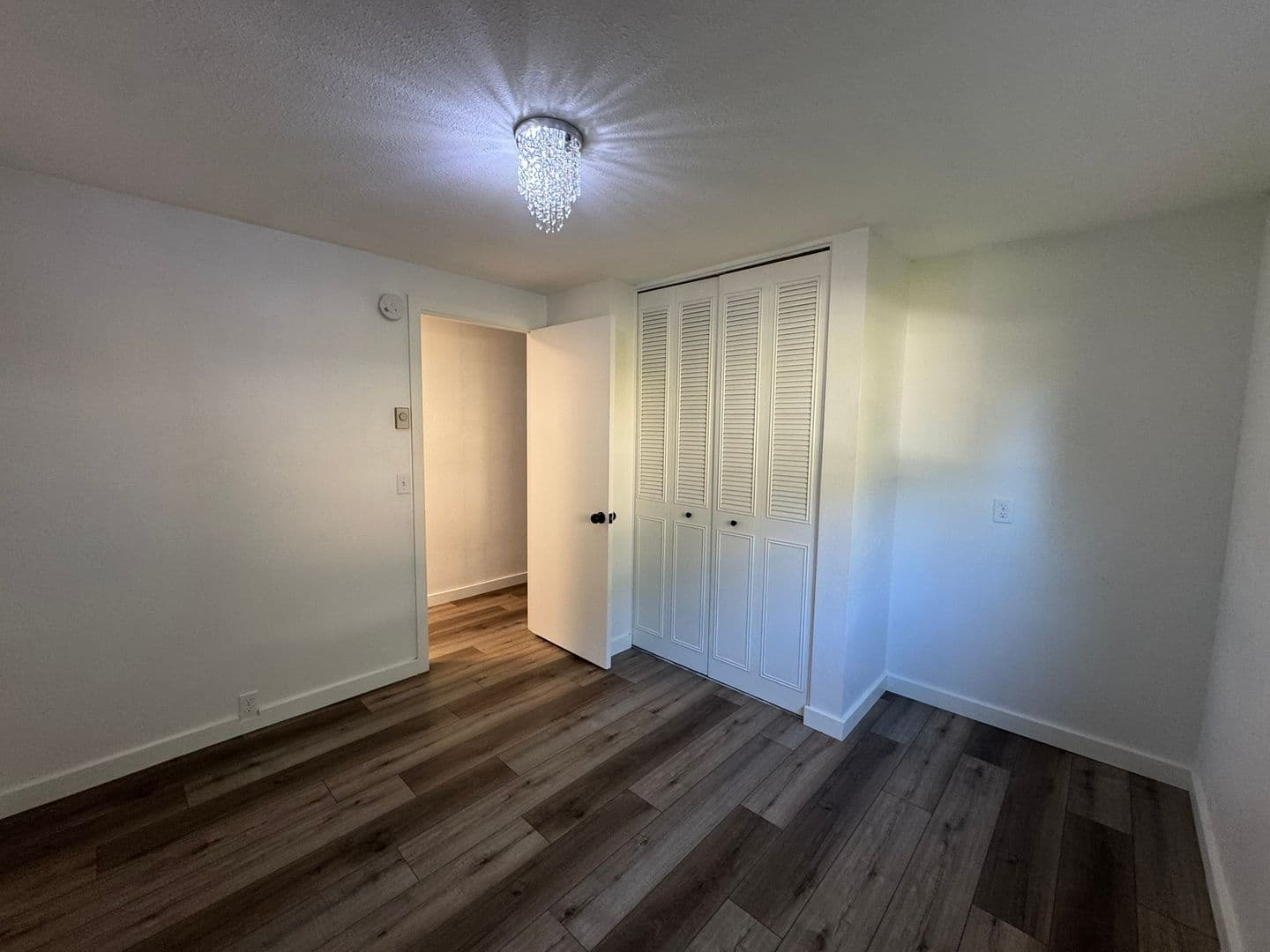 Eugene House: 2676 Carbona St