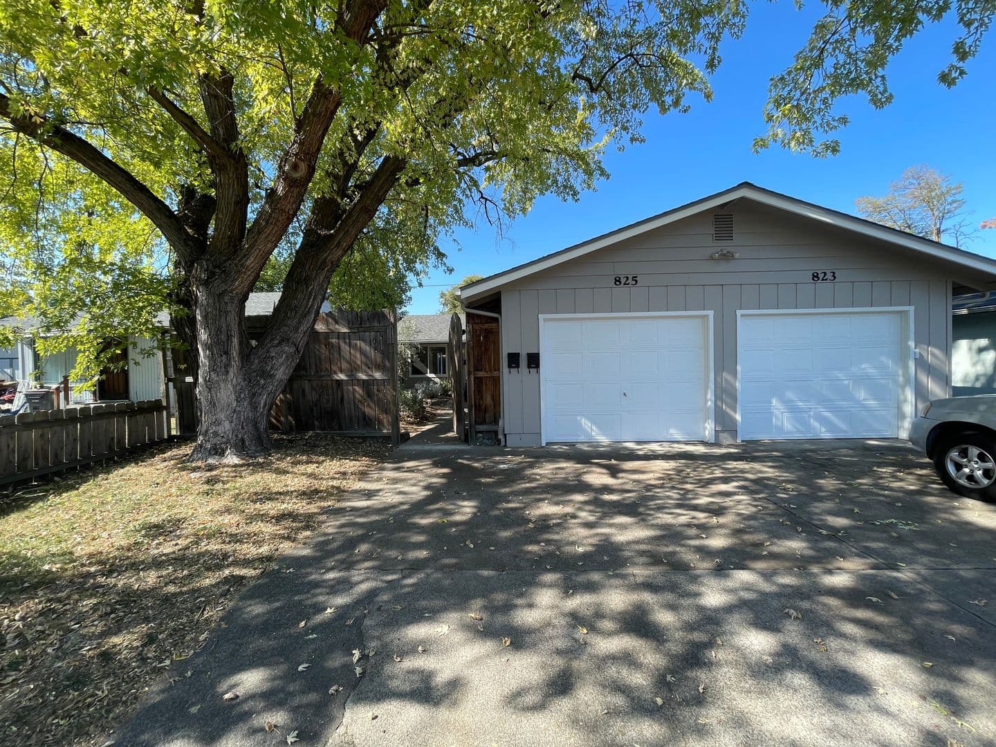 Medford House: 825 Oak St