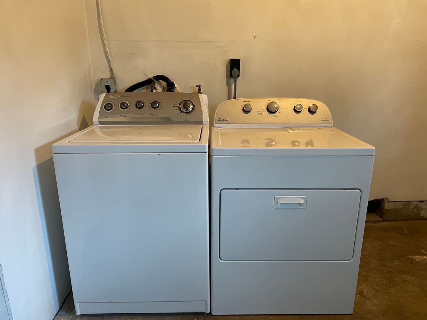 Medford House: 823 Oak St