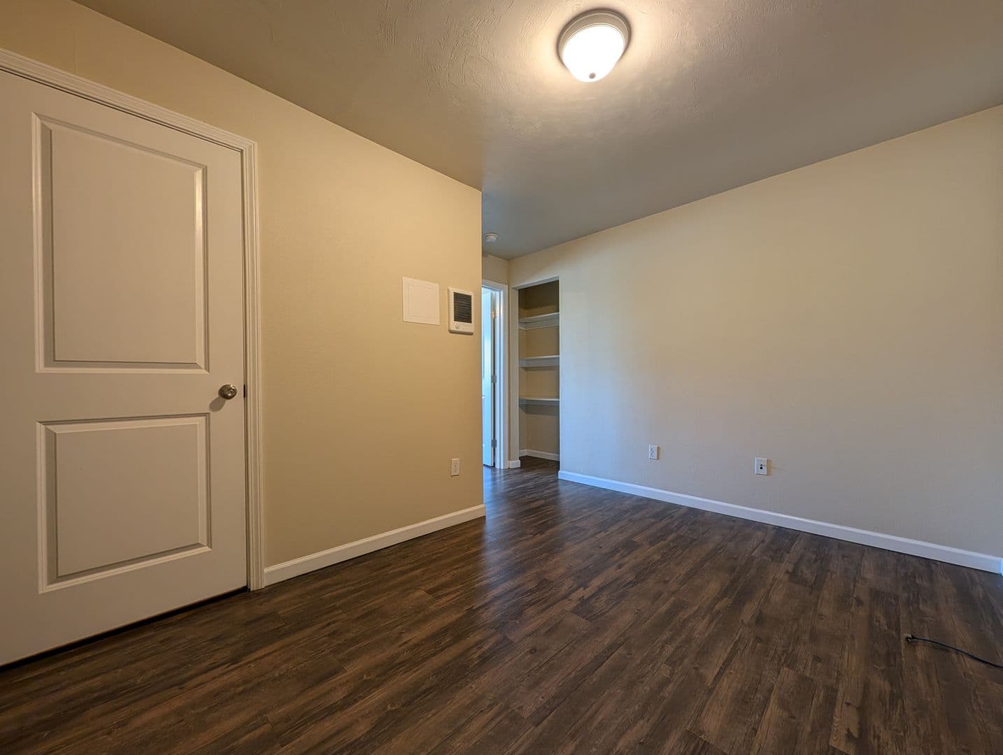 Springfield House: 307 Main St Unit 2