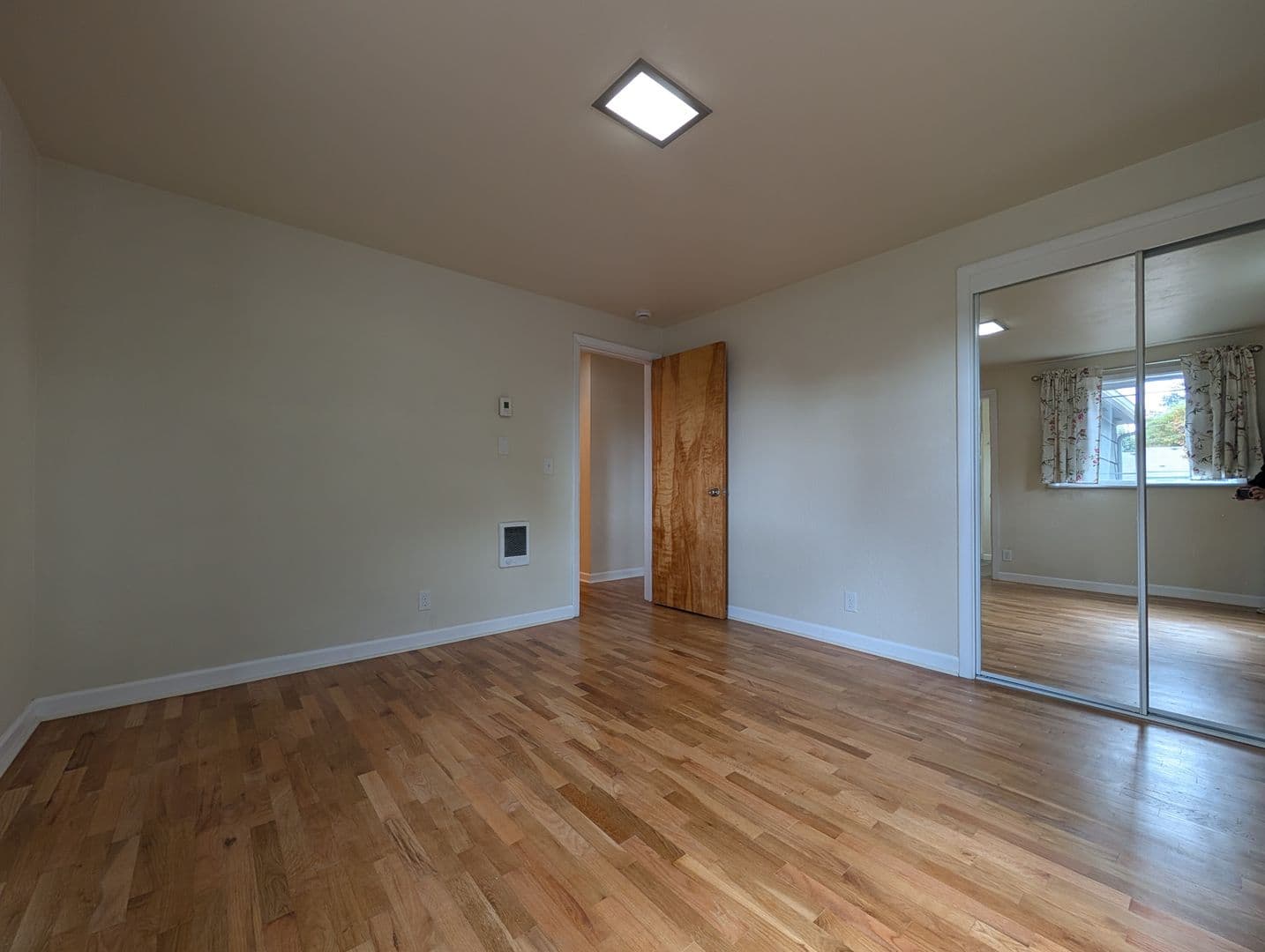 Eugene House: 4040 Willhi St