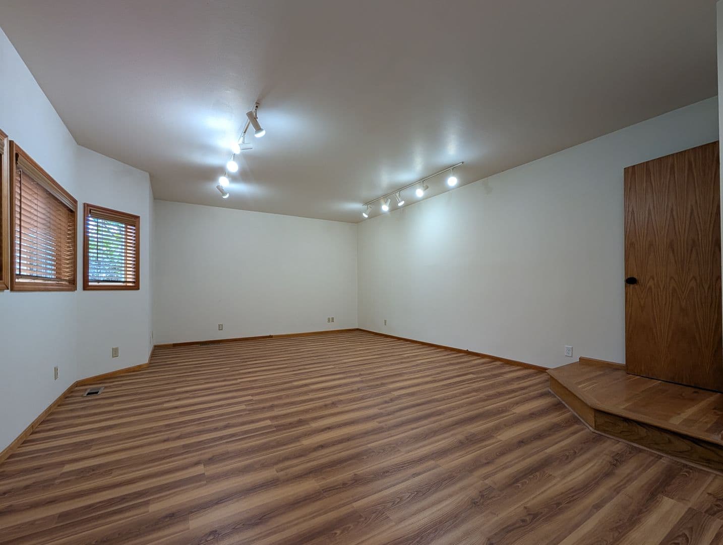 Eugene House: 2660 Bowmont Dr
