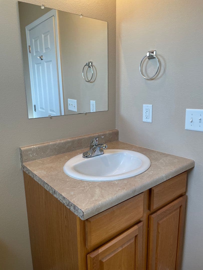 White City House: 3447 Sharon Way