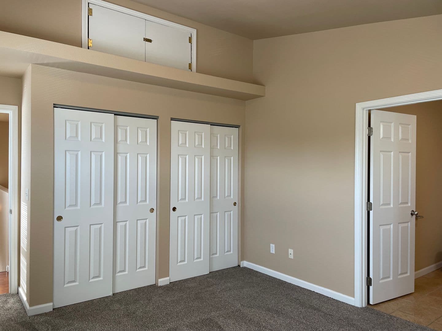 White City House: 3447 Sharon Way