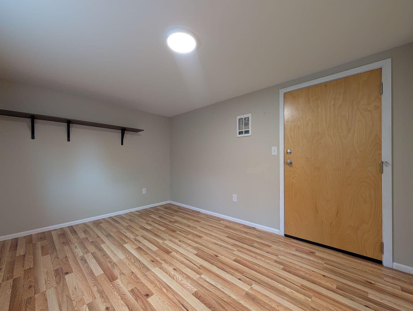 Eugene House: 4040 Willhi St