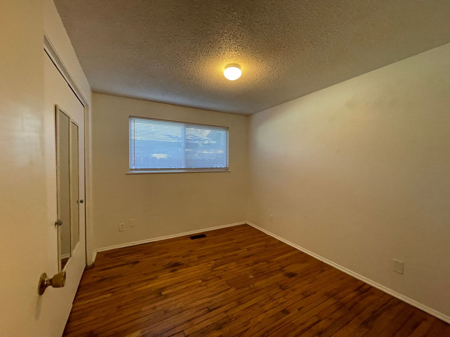 Medford House: 823 Oak St