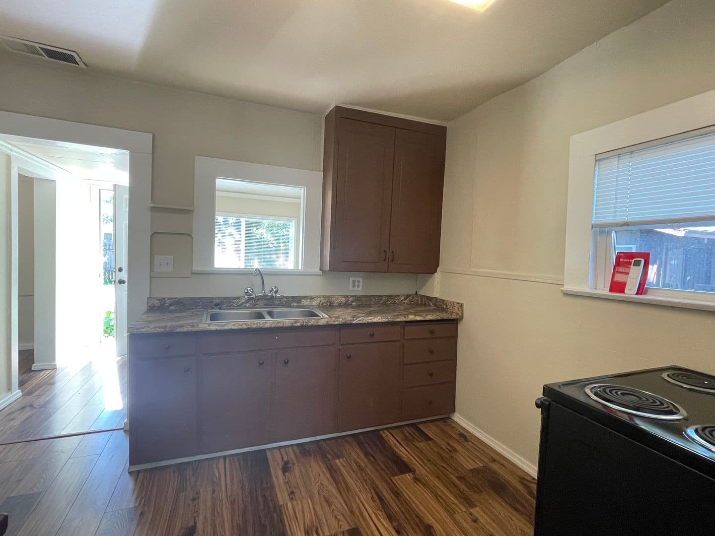 Medford House: 213 Bliss Street