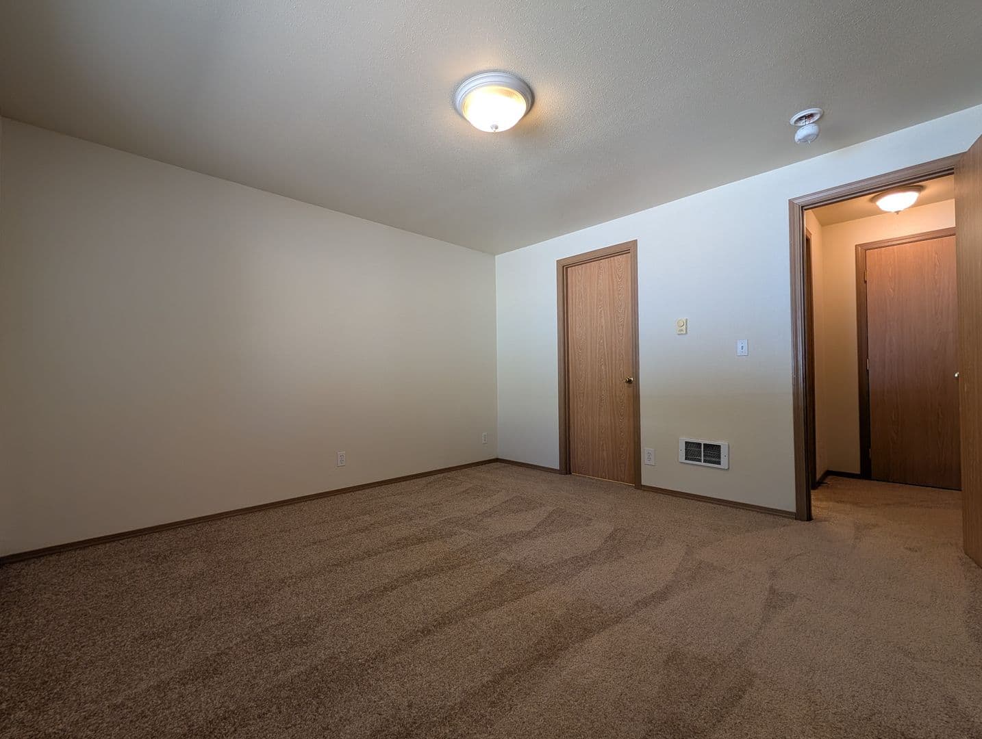 Eugene House: 4137 Marshall Ave