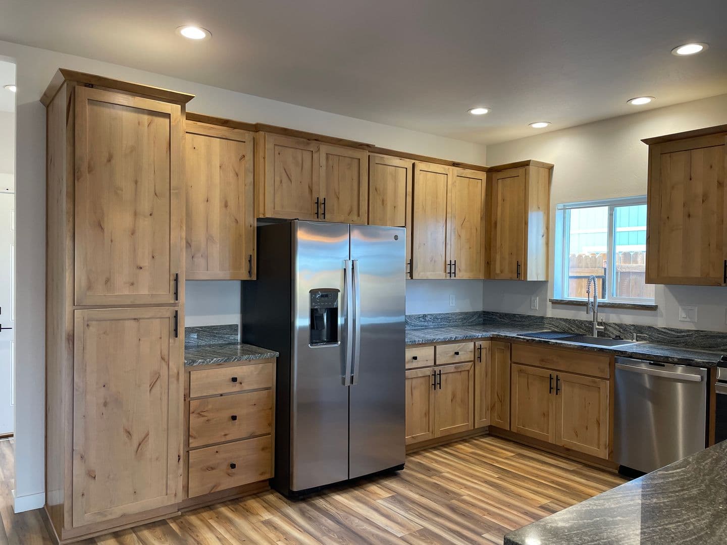 Medford House: 1380 Fleming Way