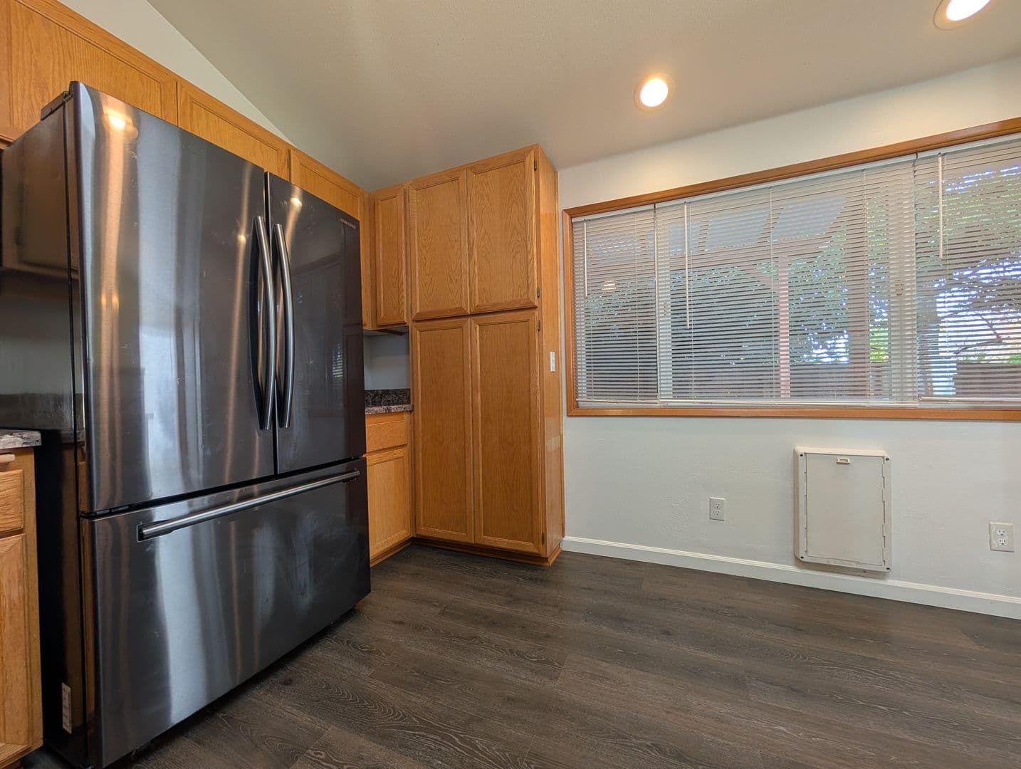 Eugene House: 4055 Berrywood Drive