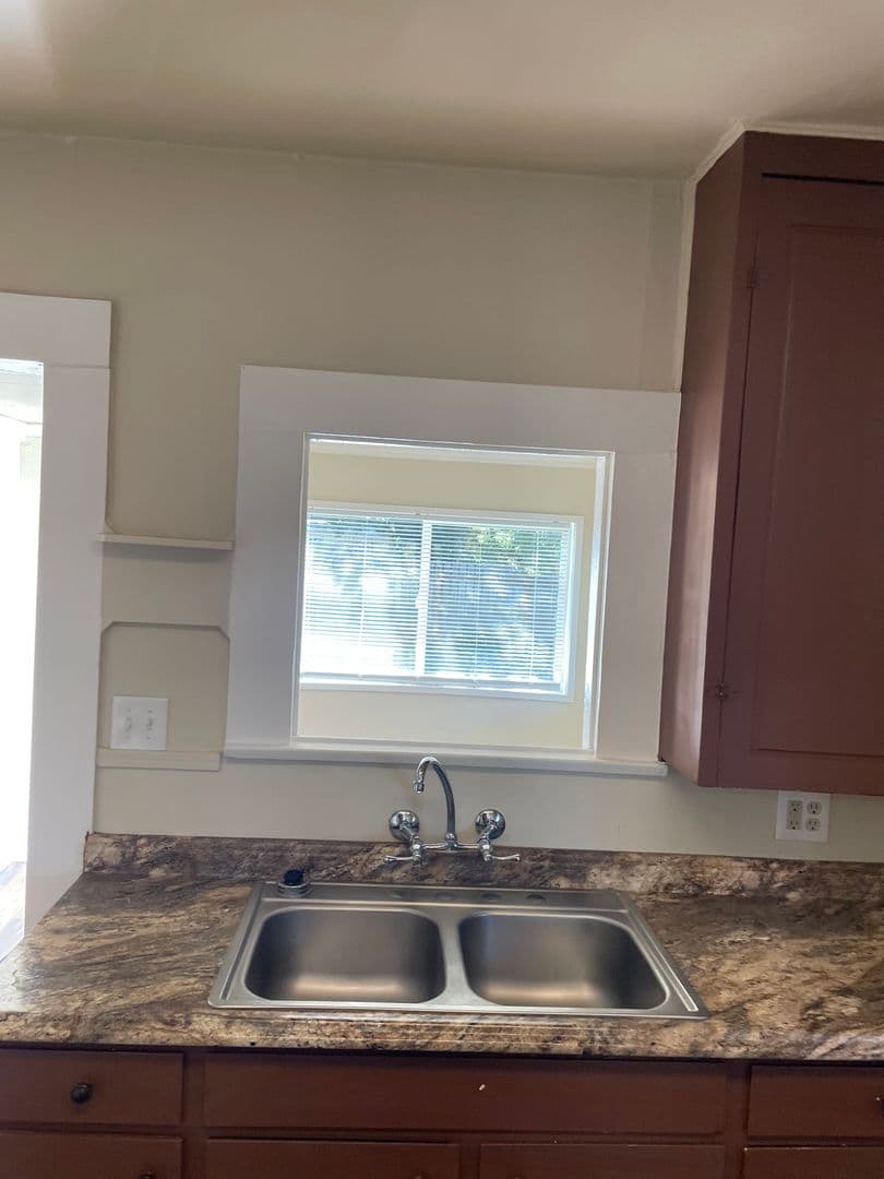 Medford House: 213 Bliss Street
