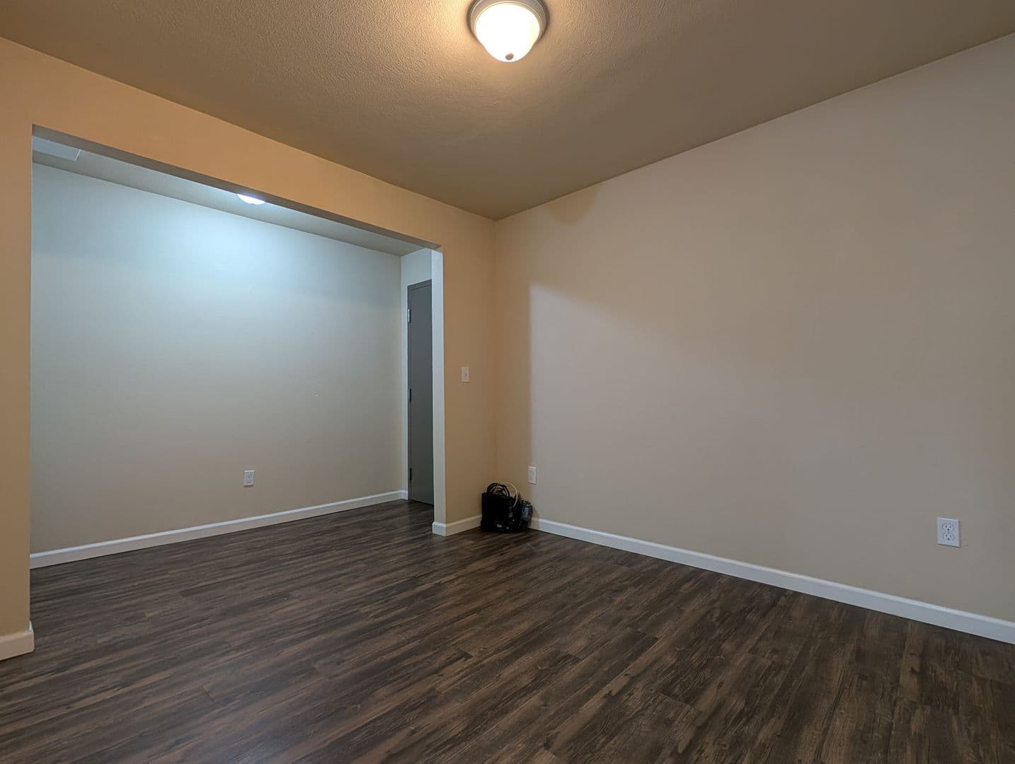 Springfield House: 307 Main St Unit 8