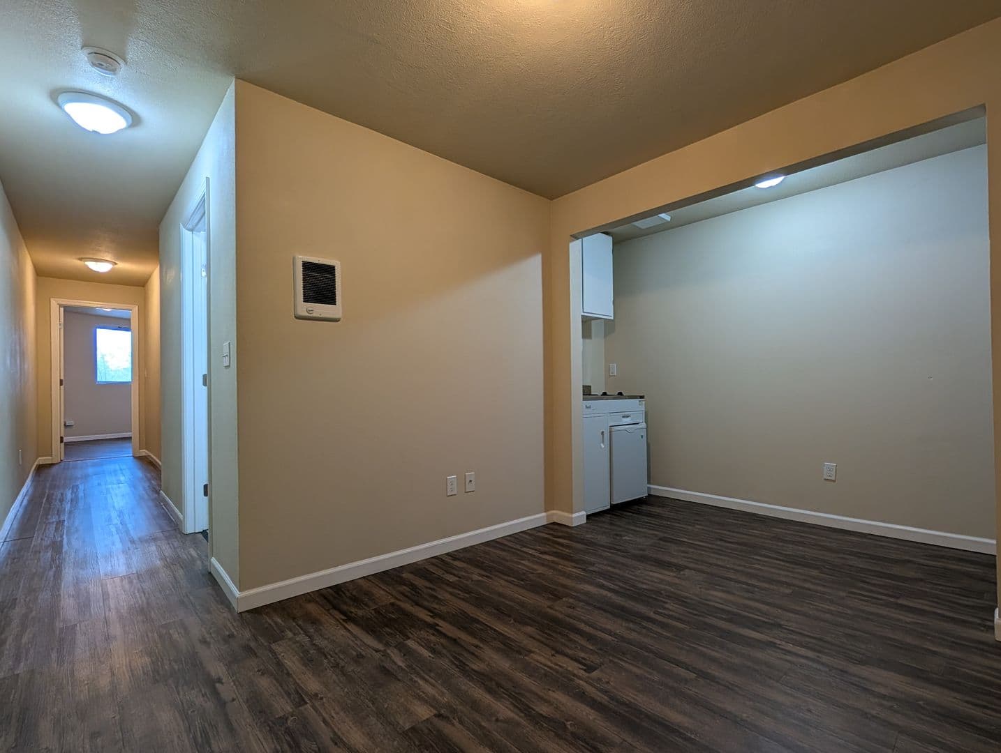 Springfield House: 307 Main St Unit 8