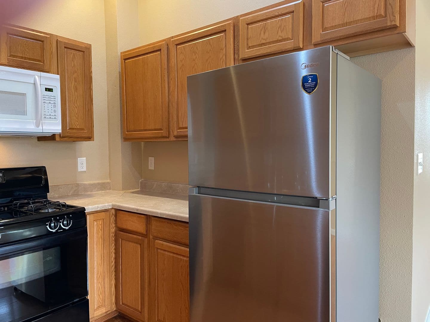 White City House: 3447 Sharon Way